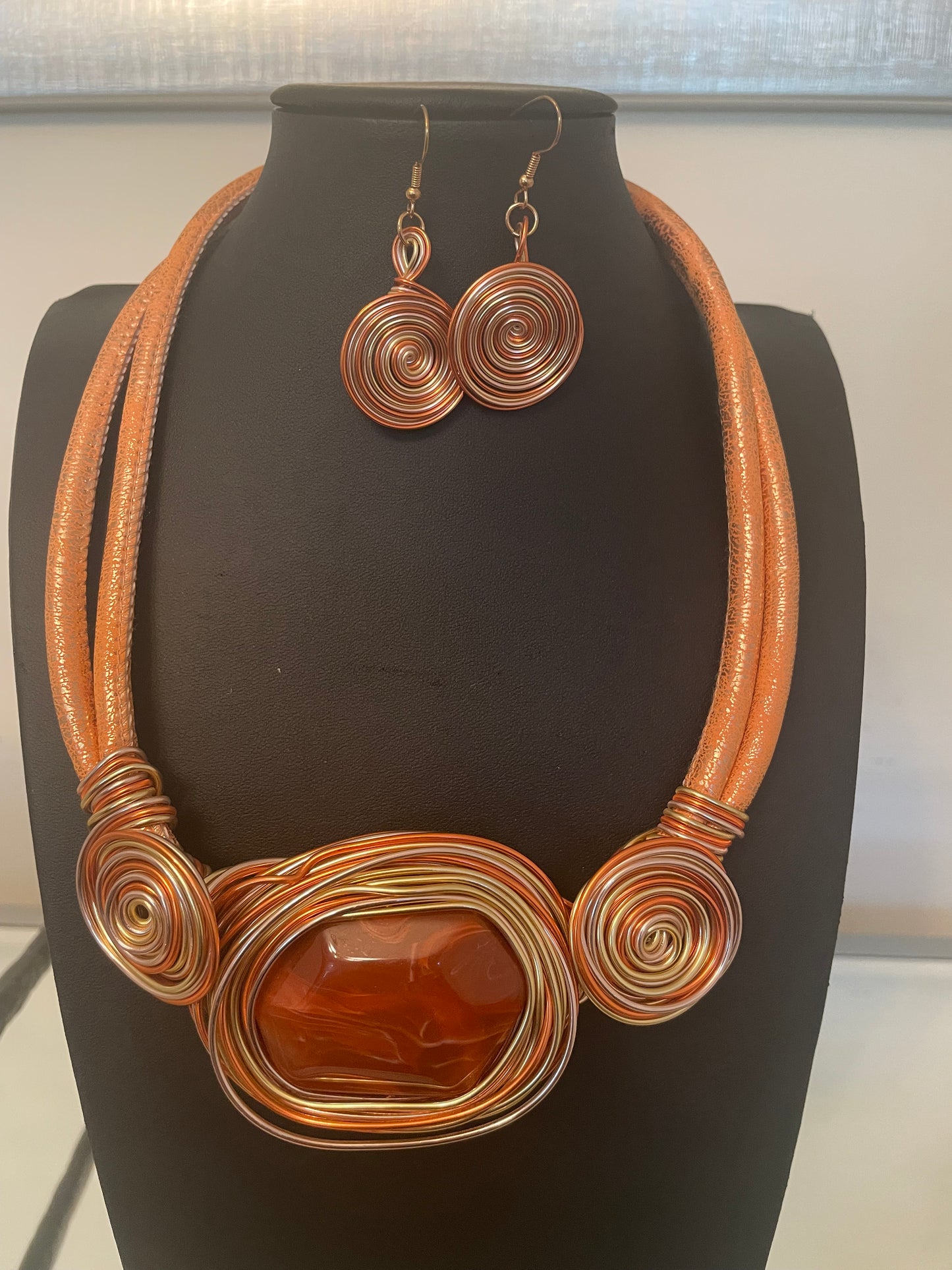 Wire Shell Necklace Set